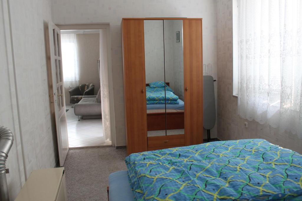 Orwa Apartmanok - Fenyofa Koez Залакарос Стая снимка