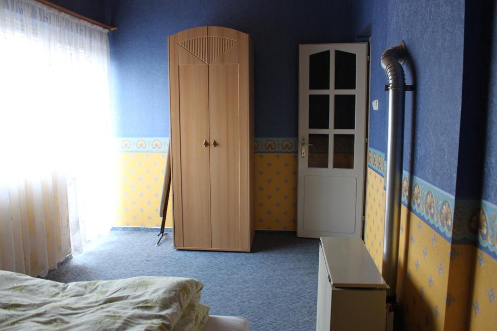 Orwa Apartmanok - Fenyofa Koez Залакарос Стая снимка
