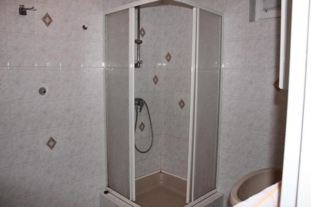 Orwa Apartmanok - Fenyofa Koez Залакарос Стая снимка